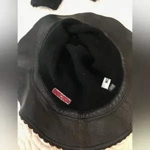 Moschino black cashmere and leather hat with red trip & accent button. Worn once Moschino | Accessories | Moschino Black Cashmere And Leather  main image 3
